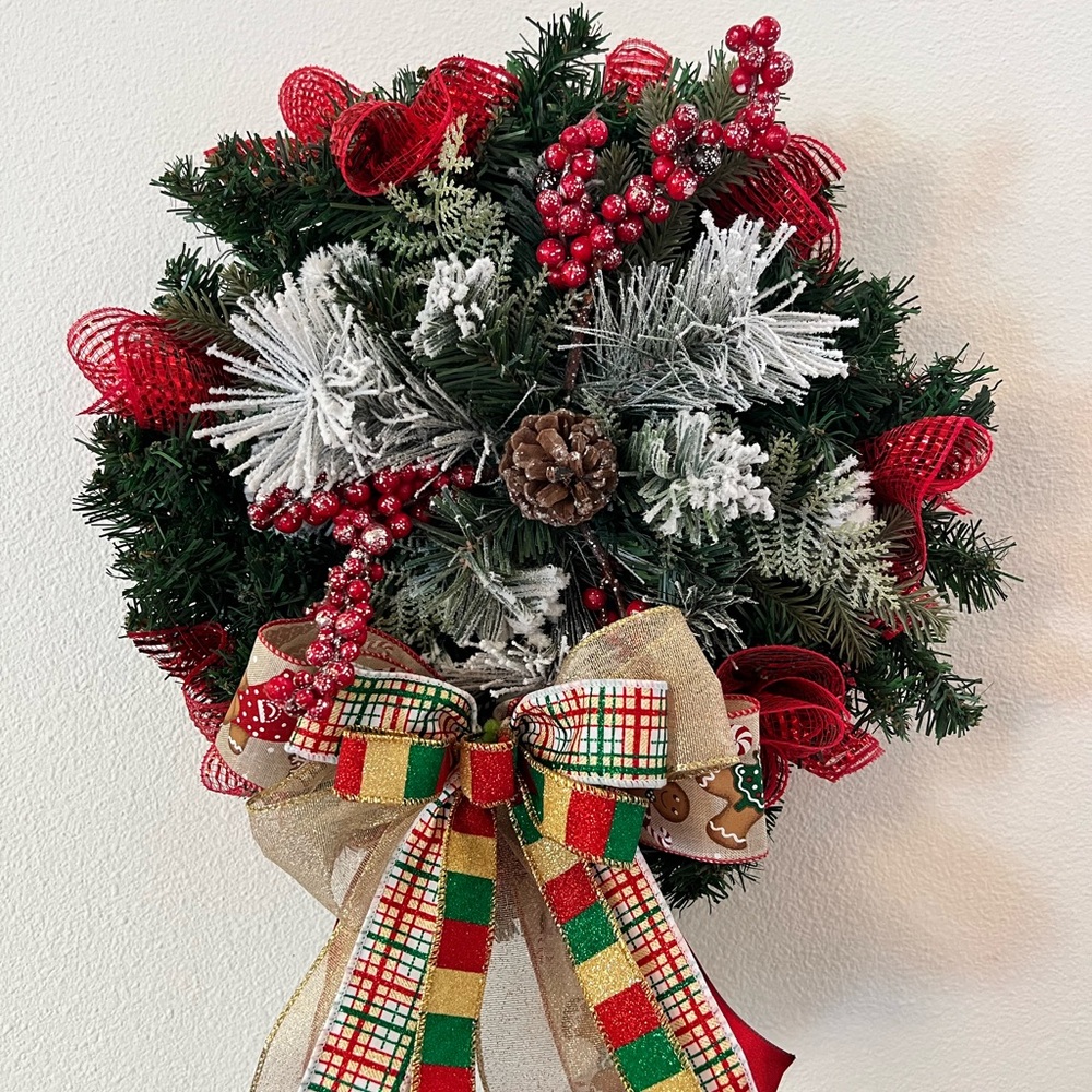 Festive Holiday Wreath with Red and Gold Accents